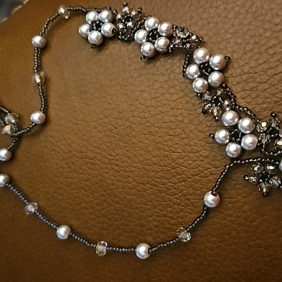 HANDMADE Fairycore Glass Beaded Pearl Floral Assymetric Necklace - Picture 5 of 5